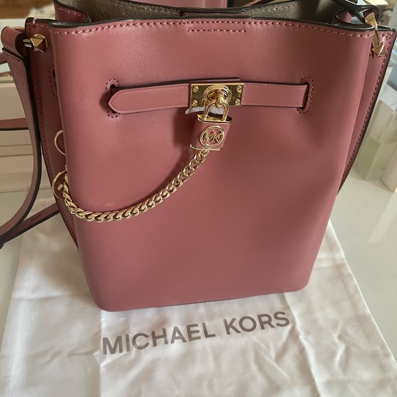 NWOT Michael Kors Hamilton Legacy Medium Messenger Rose brand new never used.🩷 - Picture 3 of 8